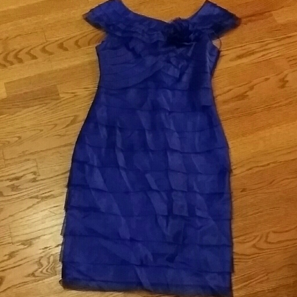 New London times sapphire dress